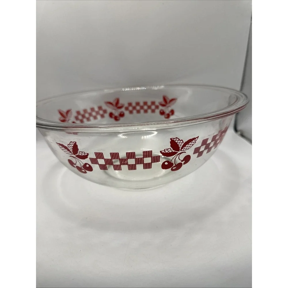 Pyrex red checkered